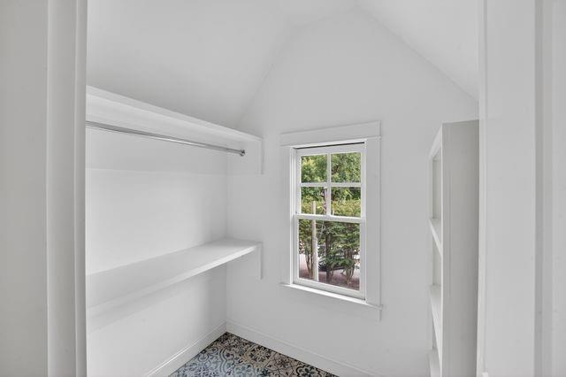 Building Photo - 94 Oxbo Rd