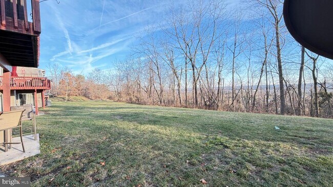 Building Photo - 506 Quincy St