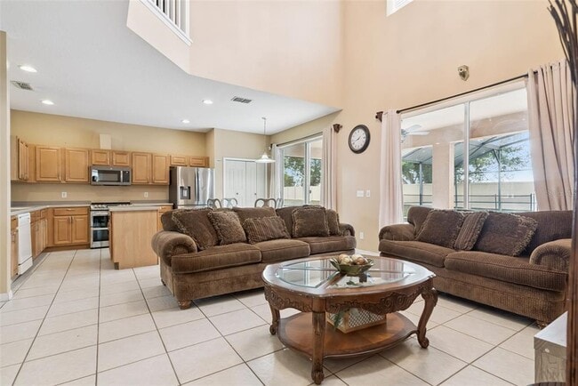 Building Photo - 1162 Solana Cir