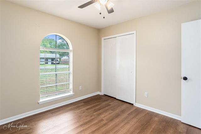 Building Photo - 11119 Woodmere Dr