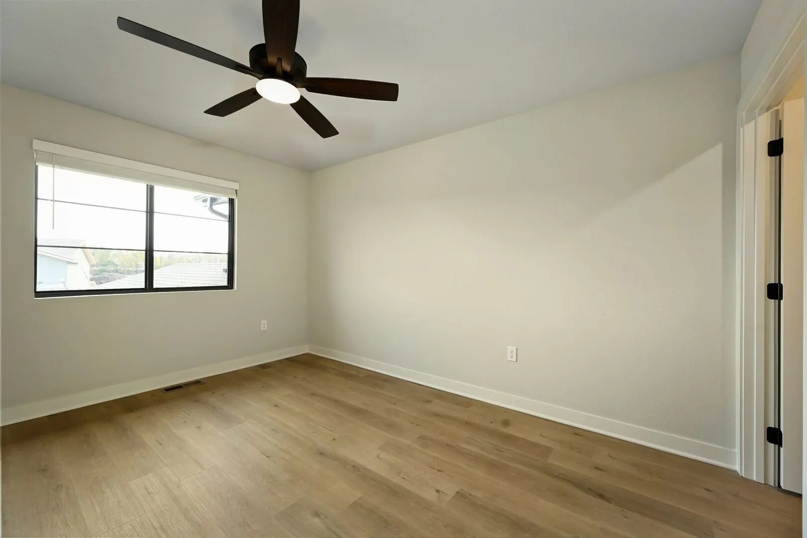 Building Photo - 239 Pawpaw Rd