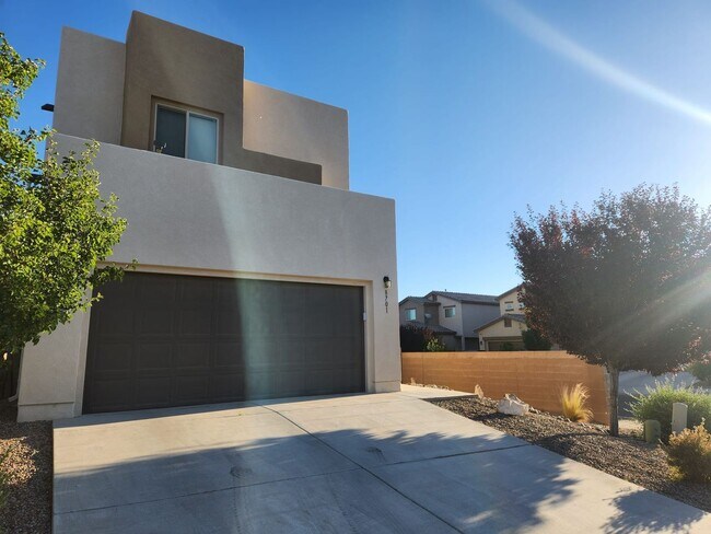 Building Photo - Amazing 3 bedroom on Westside! Coors/Ladera. Close to Petroglyphs, I-40.