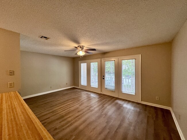 Building Photo - 3109 Darden Rd