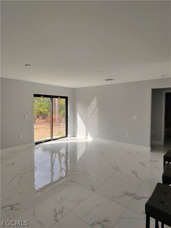 Building Photo - 636 Eisenhower Blvd