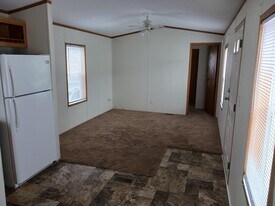 Building Photo - 36 Curtis Dr