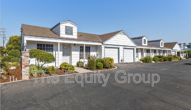 Building Photo - 850 E Merritt Ave