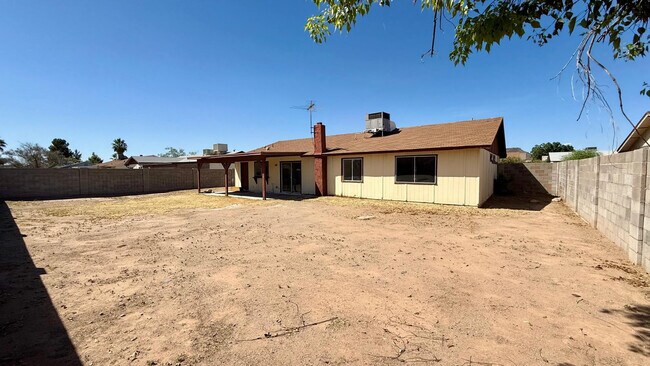 Building Photo - 4827 W Michigan Ave