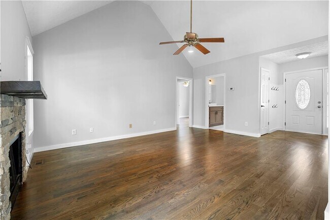 Building Photo - 141 Poplar Way