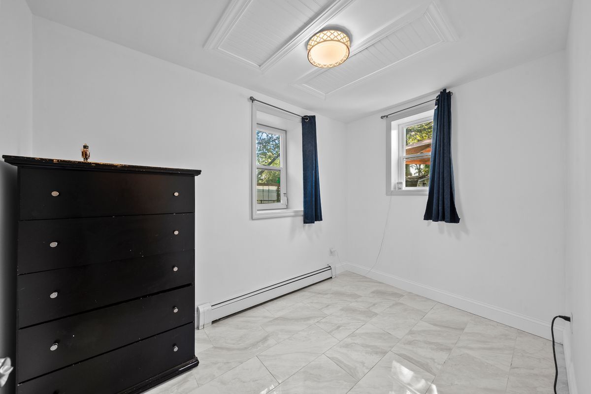 Building Photo - 43 Sound Beach Blvd