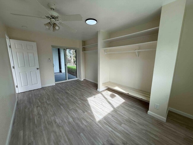 Building Photo - 2/3 Bedroom in Orangevale