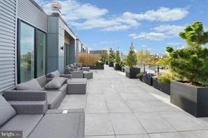 Building Photo - 1214 N American St