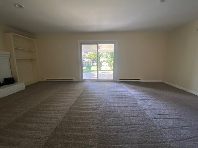 Building Photo - 220 Garland Dr