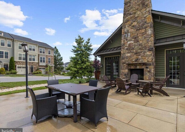 Building Photo - 1026 Edenberry Way