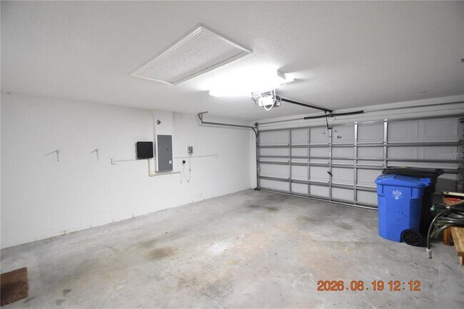 Building Photo - 644 Chesney Dr