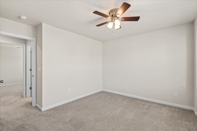 Building Photo - 4529-1 Iron Oak Ln