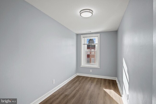 Building Photo - 2207 Callow Ave