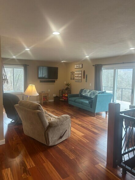 Building Photo - W4730 County Road B