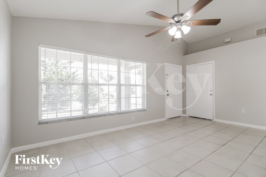 Building Photo - 5211 Aventura Blvd