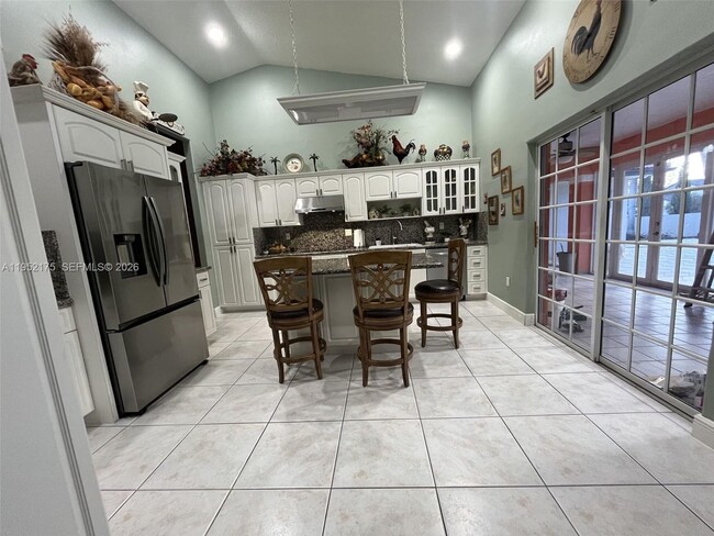 Building Photo - 450 NW 130th Ave