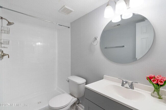 Building Photo - 6655 Bell Tower Ct