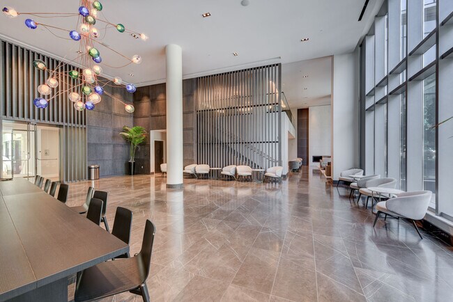 Building Photo - 201 Folsom St