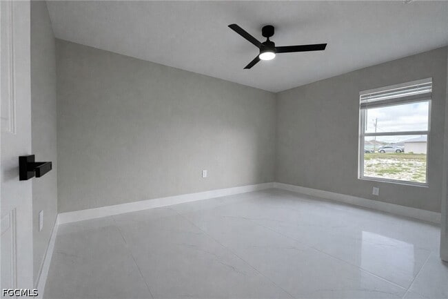 Building Photo - 111 NW 19th Pl