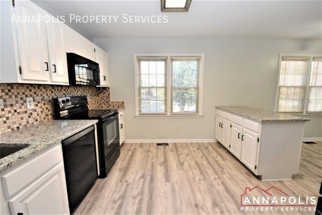 Building Photo - 13 Spindrift Way