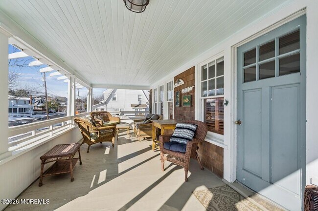 Building Photo - 54 Osborne Ave