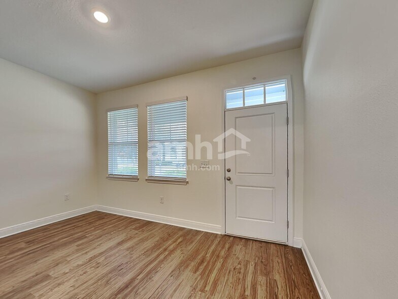 Building Photo - 7809 Stumble Journey Ln