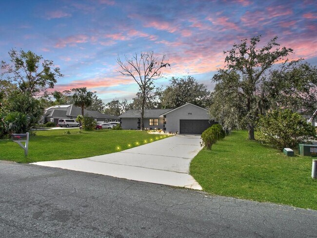 Building Photo - 1710 Big Oak Ln