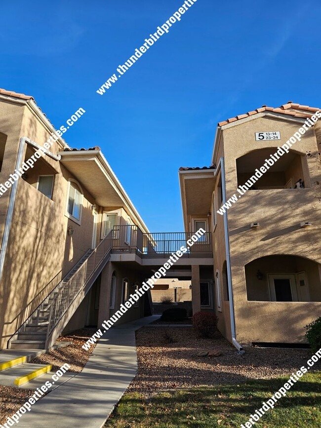 Building Photo - Available soon!!! Nice 2 Bedroom, 2 Bathroom, 1 Car Garage and 1,157 Sq Ft. Condo in Gated Commun...