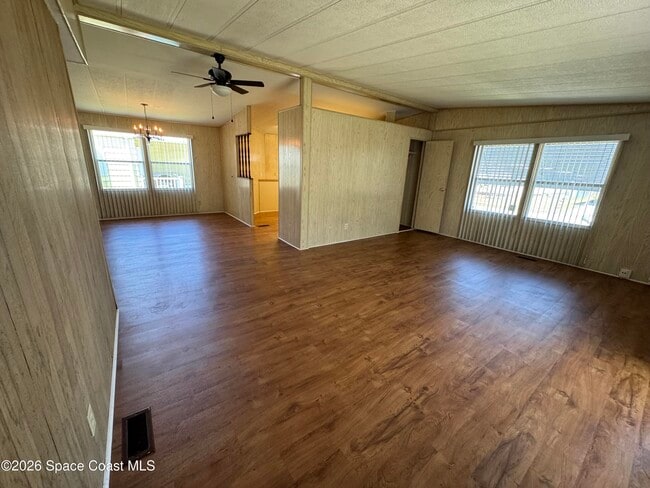 Building Photo - 1894 Coco Plum St NE