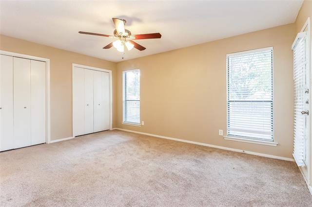 Building Photo - 708 Highland Park Dr