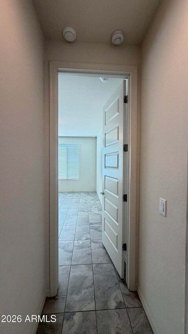Building Photo - 8529 S 67th Dr