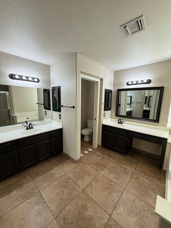 Building Photo - 4 Bedroom Pool Home in Rancho Sereno for Rent!