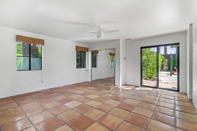 Building Photo - 839 N Avenida Olivos