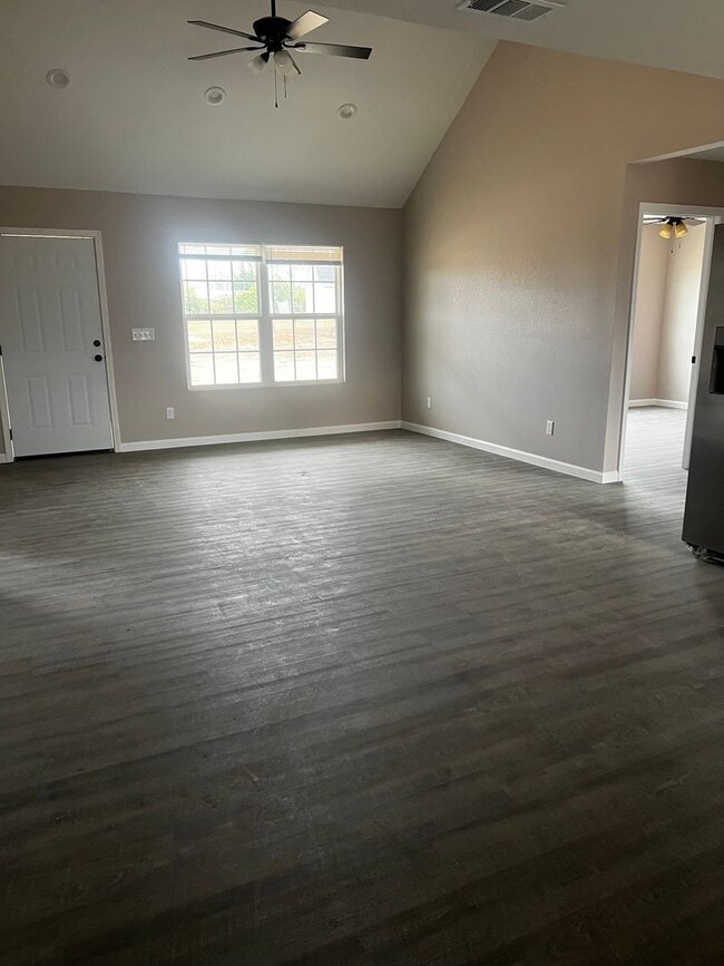 Building Photo - 3 Bed 2 Bath Brick Home - New Construction - Coming Soon