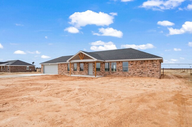 Building Photo - New Construction Home In Idalou ISD!