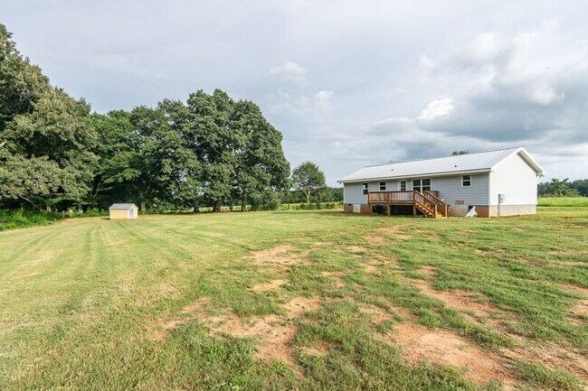 Building Photo - 2927 Greensboro Hwy