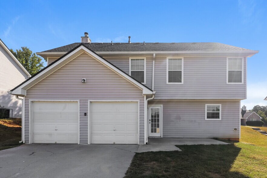 Building Photo - 6891 Derby Ave