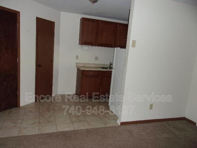 Building Photo - 549 New Haven Ct