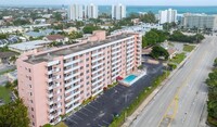 Building Photo - 3201 NE 14th Street Causeway