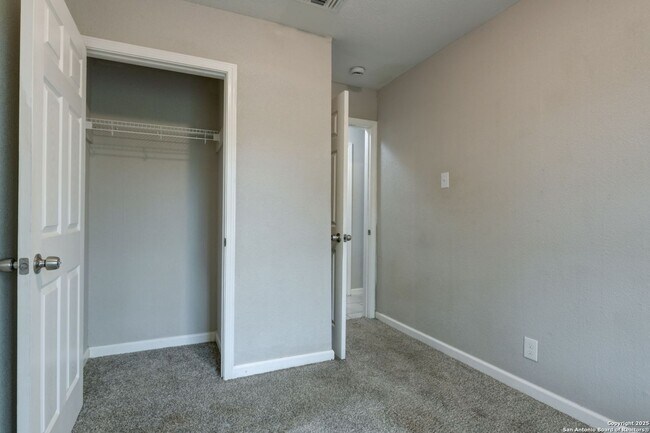Building Photo - 4342 Lehman Dr