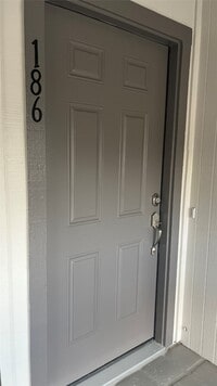 Building Photo - 12633 Memorial Dr