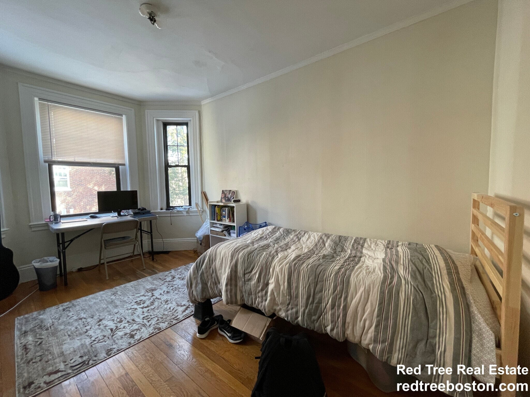 Building Photo - 48 Babcock St