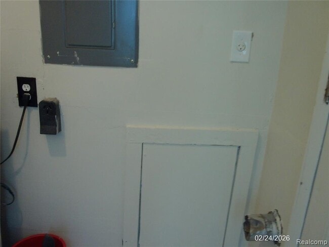 Building Photo - 12756 Prospect Ave