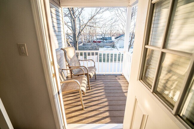 Building Photo - 43-45 Case Ave