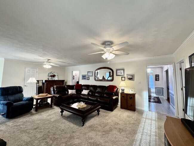 Building Photo - Fabulous 4-Bedroom Home w/2-Car Attached Garage! Dog Friendly - Screened Porch!