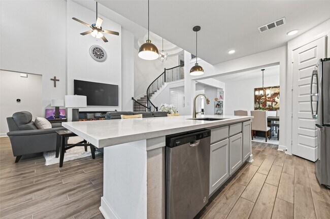 Building Photo - 3180 Stingray Cv Dr