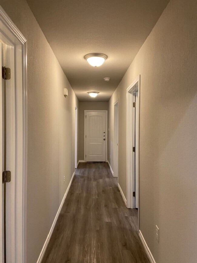 Building Photo - 2867 Melissa Ln